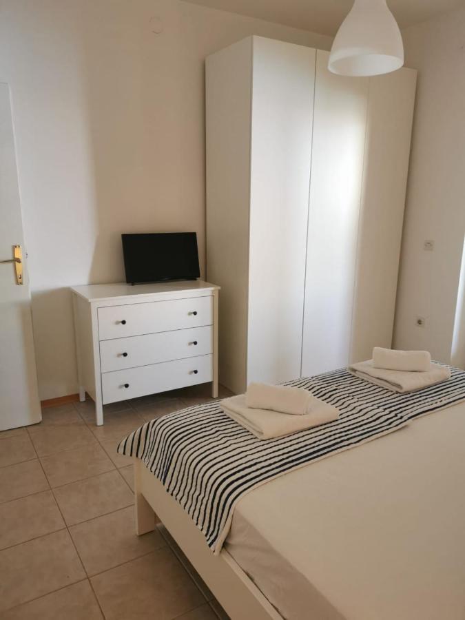 Apartments Katarina Stara Novalja Exterior foto